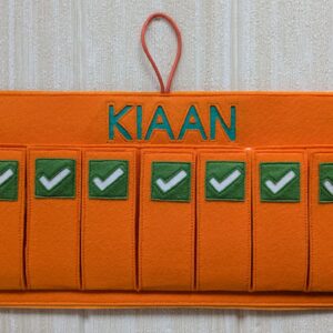 Felt visual schedule with 7 windows sewing instructions and template